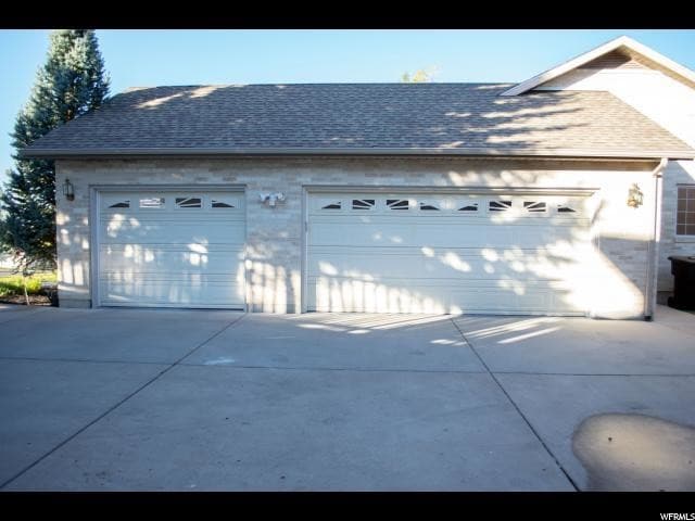 Photo - 1645 E 3100 N