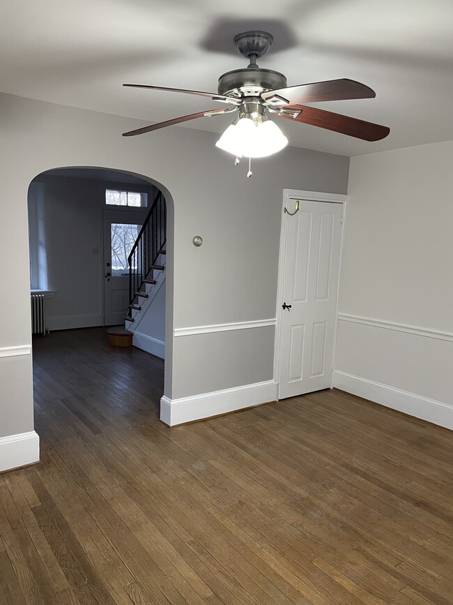 Dining room - 203 Green St