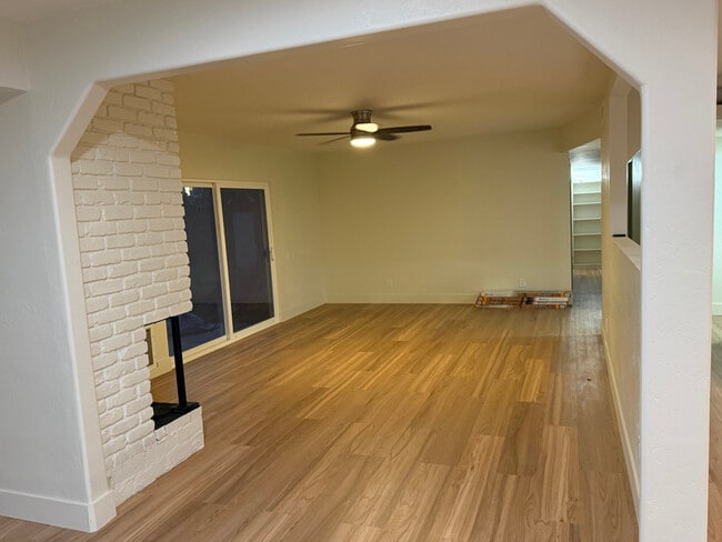 Photo - 3801 Bianchi Way