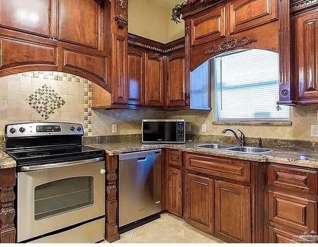 Photo - 6 Fairmont Ave