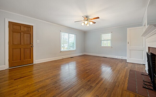 Photo - 407 E Lavender Ave