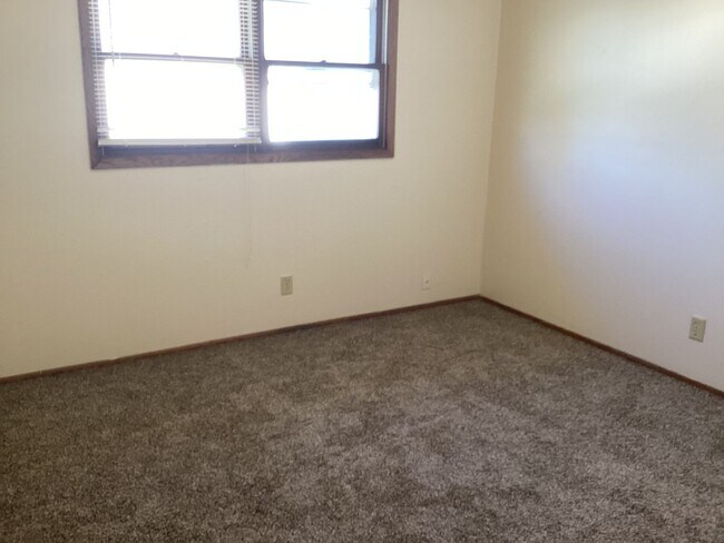 Photo - 9135-9137-9137 N Swan Rd Unit 9137