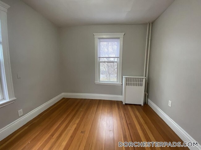 Photo - 39 Harwood St Unit 2