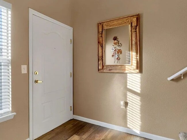 Photo - Quiet & Clean 2 bed / 2 bath Condo with Garage