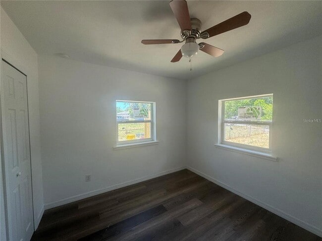 Photo - 1539 Roselawn St SW