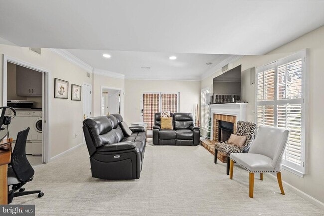 Building Photo - 21515 Trowbridge Sq Rental