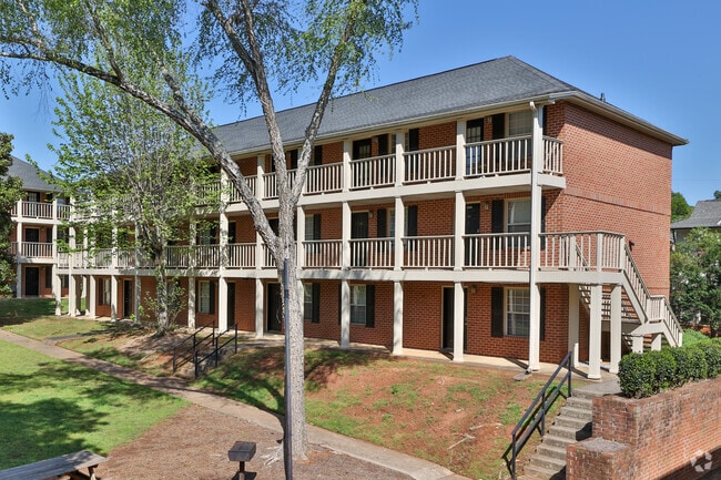 Photo - Riverbank Commons