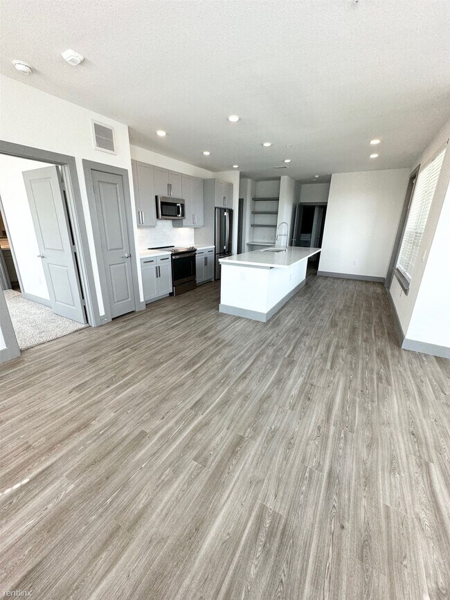 Photo - 1 br, 1 bath Condo - 26585 E University Dr...