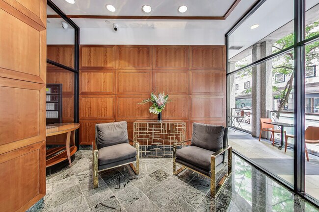 Photo - 100 E Walton St