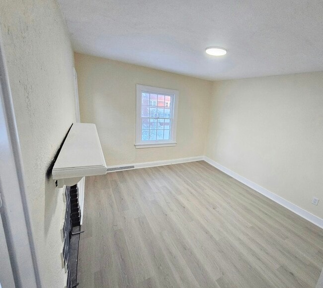 Photo - 1923 Freeman St Unit Upper