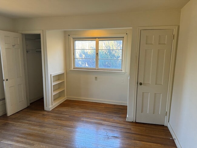 Photo - 930 N Atherton St