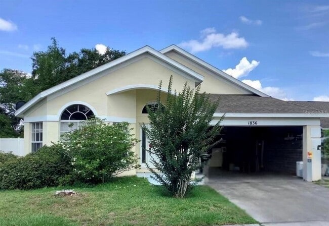 Building Photo - 1836 Sandy Creek Ln