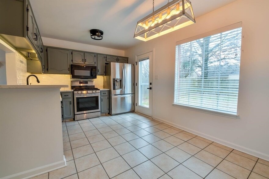 Photo - 9535 Daly Dr