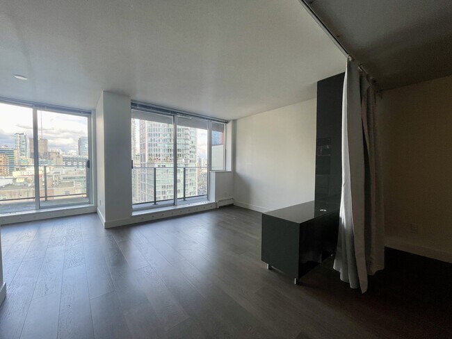 Photo - 1325 Rolston St