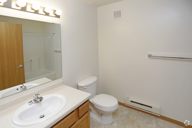 Two Bedroom-First Bathroom - Central Park Apartments
