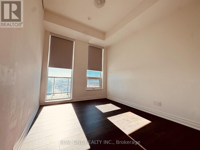 Photo - 8 Rouge Valley Dr W Unit 402B