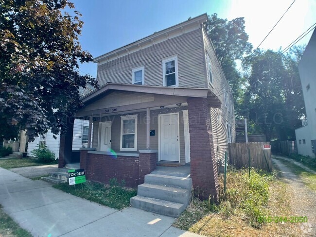 Building Photo - 344 Diamond Ave SE Unit 2 Rental