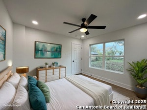 Photo - 2239 Burnet St