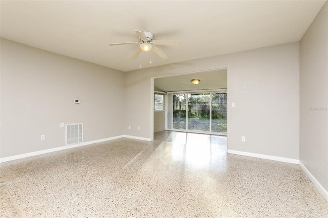 Photo - 112 Highland Dr