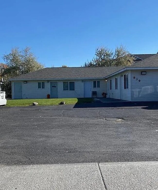 Building Photo - 839 S Division St Unit 1