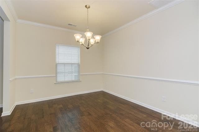 Photo - 5620 Selkirkshire Rd