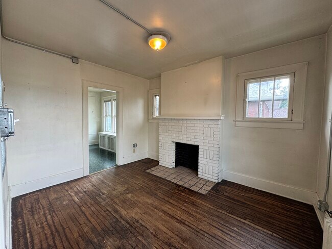 Photo - 132 Simpson St