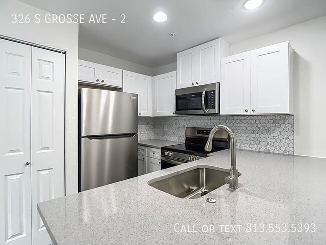 Photo - 326 S Grosse Ave Unit 2