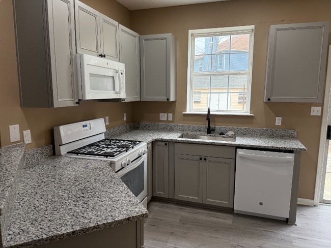 Photo - 13918 Laurel Trace Dr