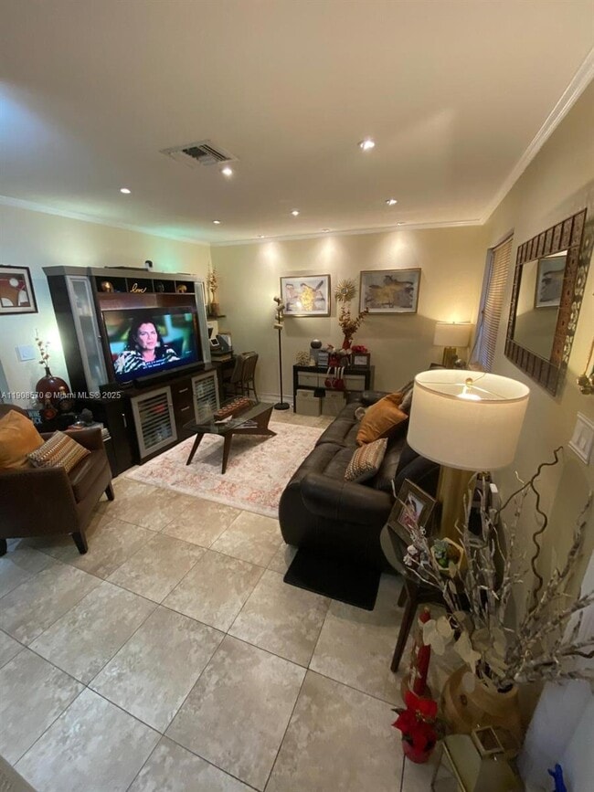 Photo - 2098 NE 167th St