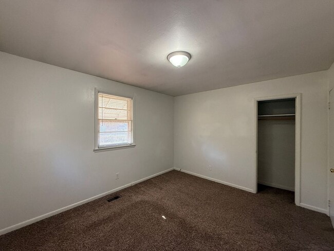 Photo - 4 bedroom, 2 bath House