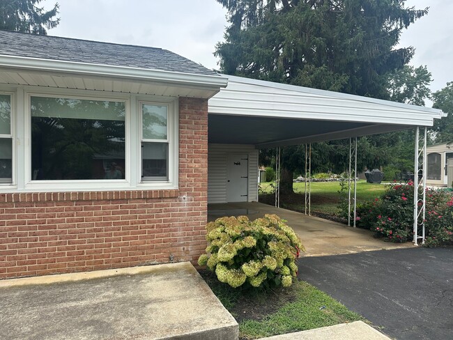 Photo - 17314 Cloverleaf Rd