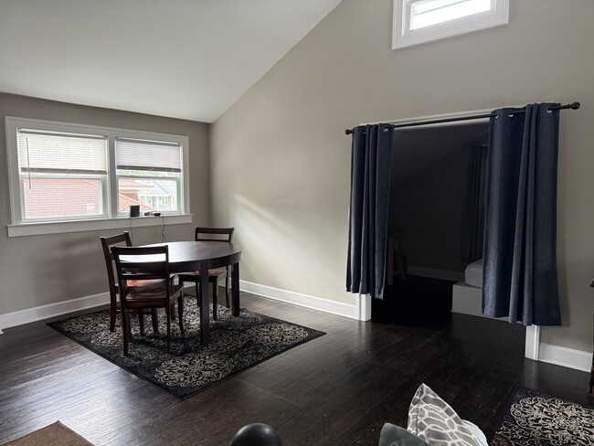 Photo - Suburban Unit 119 UPS