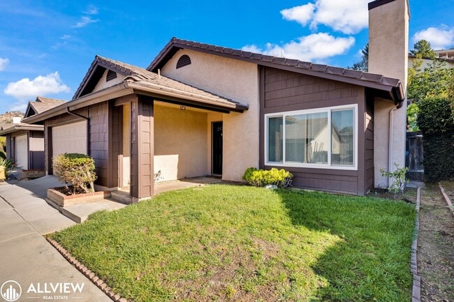 Gated Cimarron 3 Bed/ 2 Bath Home with Garage & Community Amenities - Gated Cimarron 3 Bed/ 2 Bath Home with Garage & Community Amenities