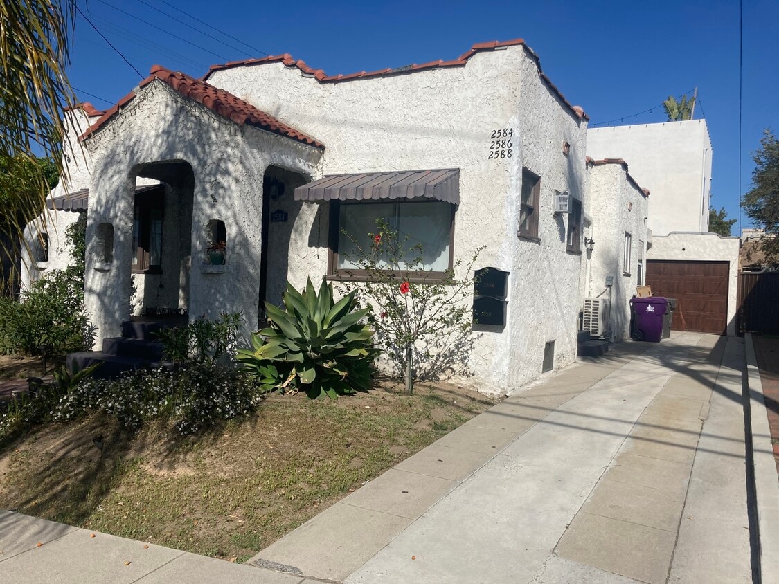 Photo - 2584 Lime Ave (Long Beach, CA)