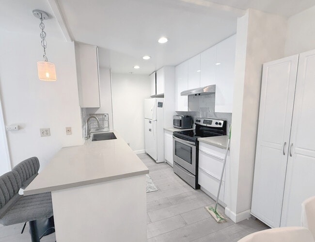 Photo - 222 S Central Ave Unidad 212