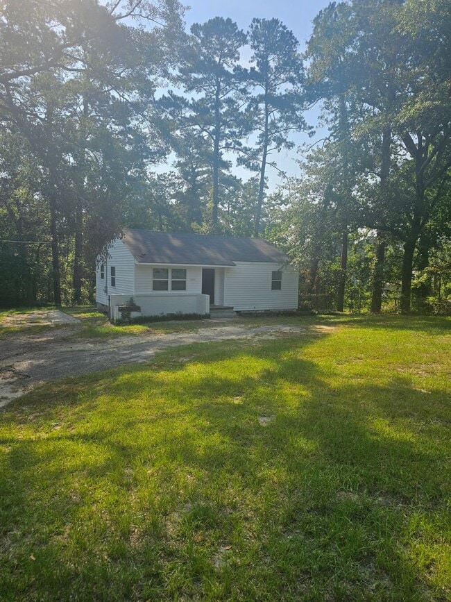 Building Photo - Totally remodeled 2BR Rental