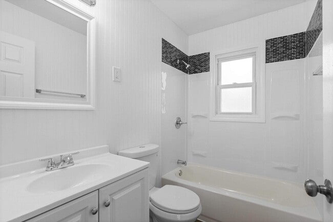 Photo - 251 Elbring Dr
