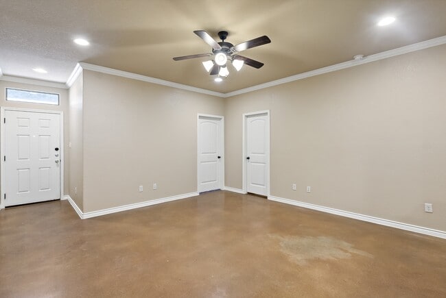 Photo - 429 Baby Bear Dr