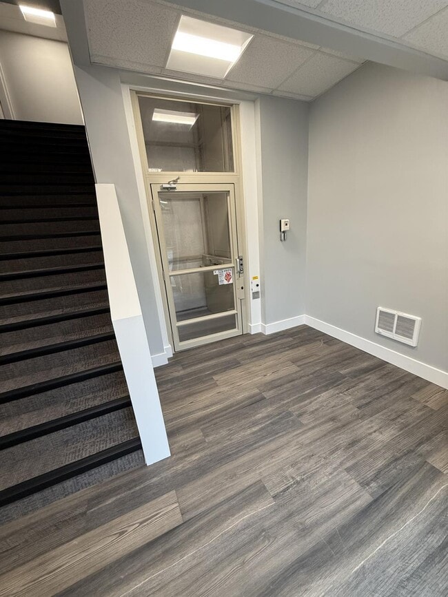 Building Photo - 1821 E Main St Unit 3 Rental