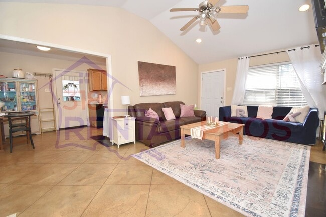 Photo - Three Bed, Two Bath Home in Ruston!