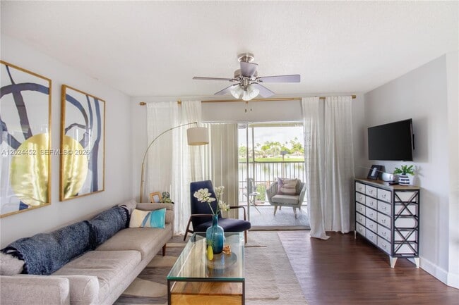 Photo - 17230 NW 64th Ave Unidad #