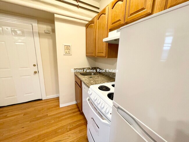 Photo - 20 Bay State Rd Apartments Unit 41 BAY STATE RD- #BR