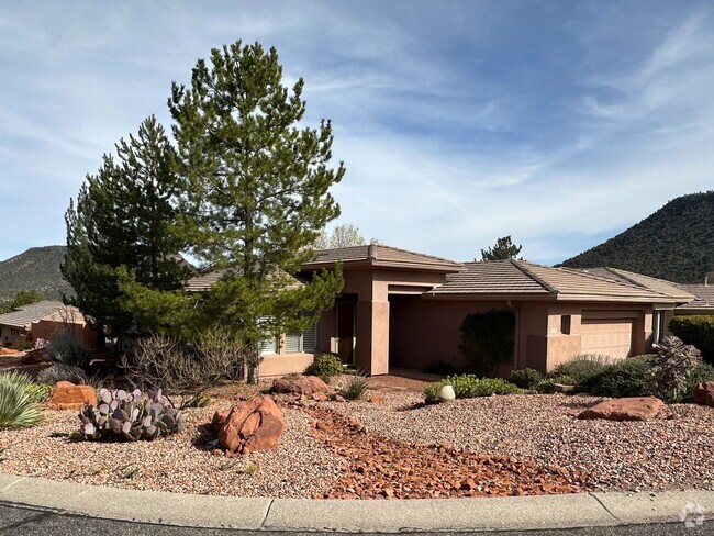Building Photo - HOUSE - RED ROCK VIEWS - MOVE IN SPECIAL!