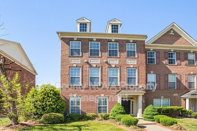 Building Photo - 2729 Celestial Dr