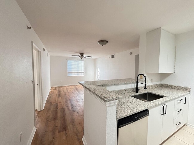 Photo - 6768 Heritage Grande Unit 7304