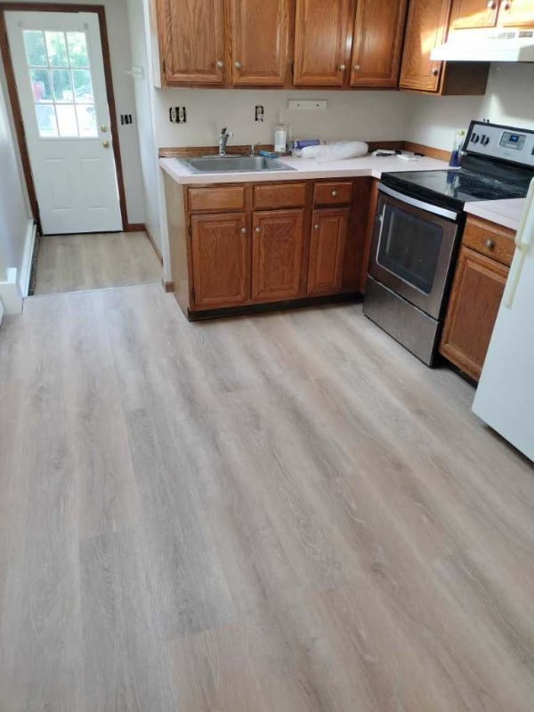 Photo - 891 Mammoth Rd Unidad C