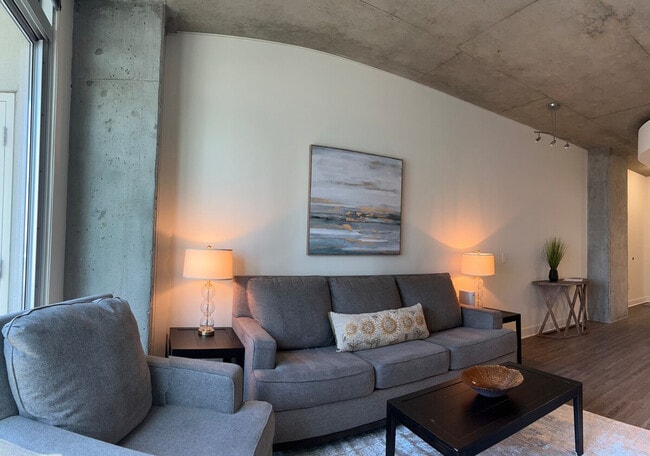 Building Photo - 300 S Church St Unit ID1344154P