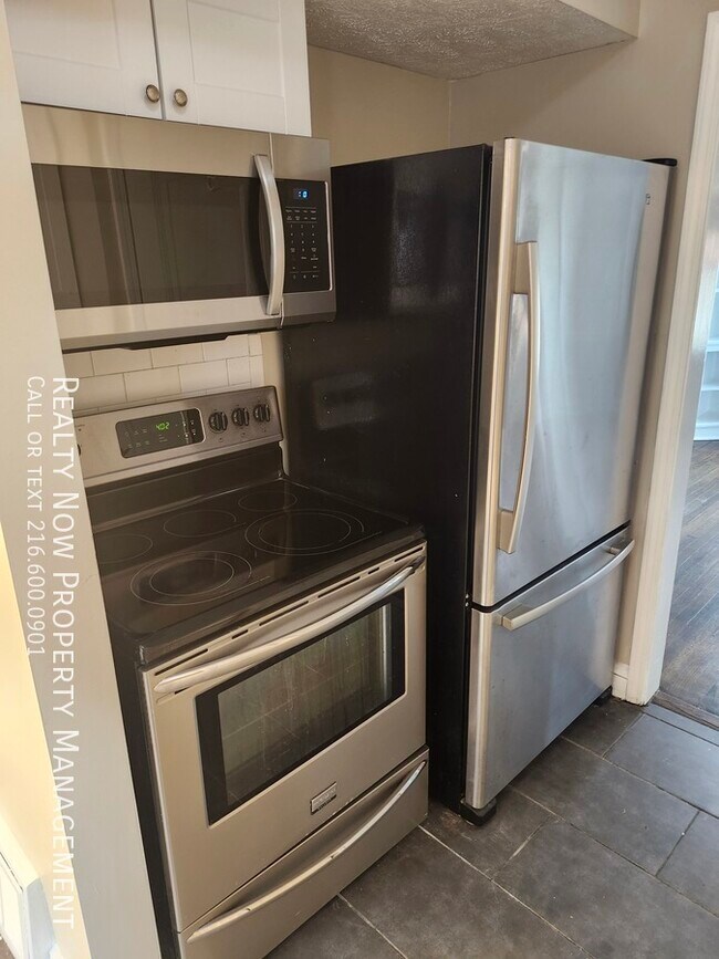 Photo - 3644 Rolliston Rd Unit 2