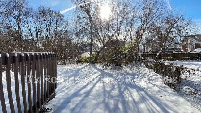 Photo - 4763 Dale Ave