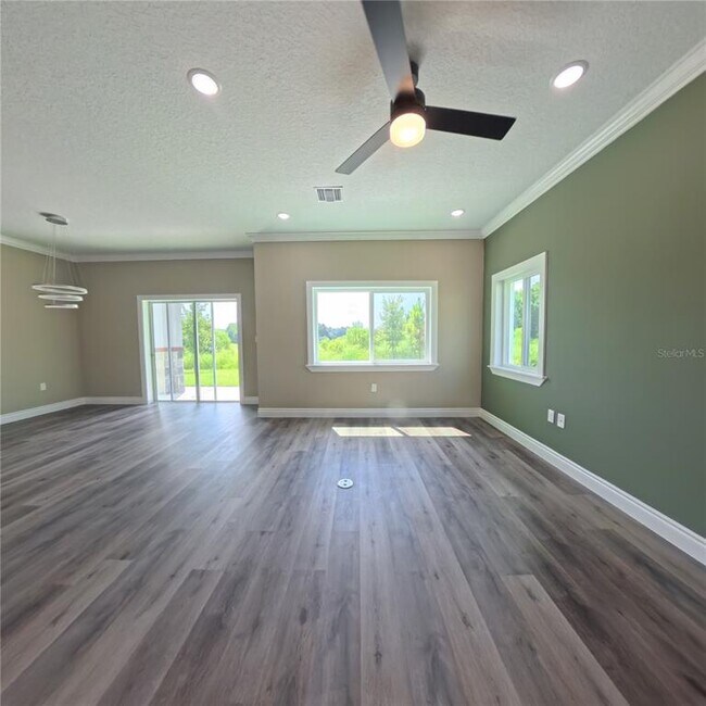 Photo - 1835 Brentwood Ct